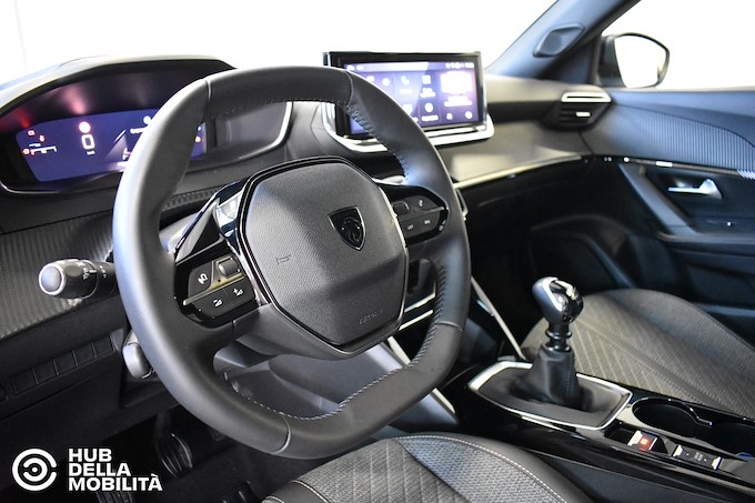 PEUGEOT 2008 PureTech 100 S&S Allure